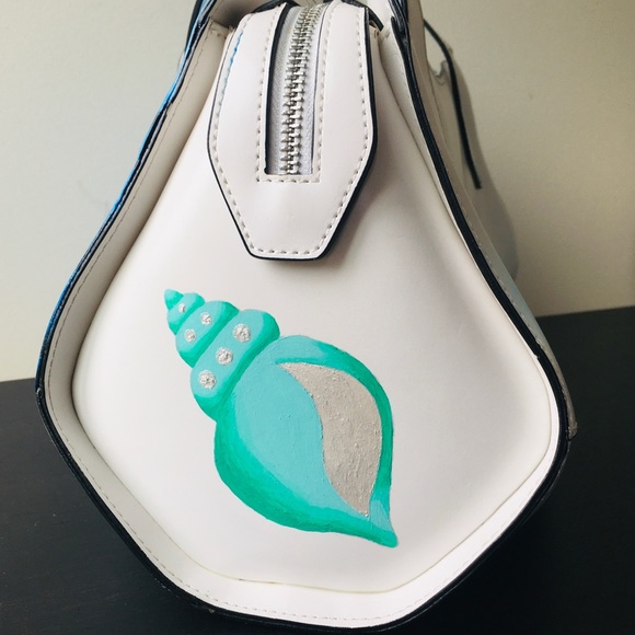 Big hand-painted satchel - Picture 3 of 6